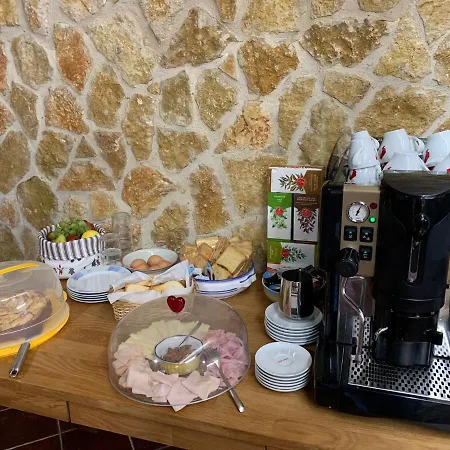 Baglio Degli Ulivi Bed & Breakfast