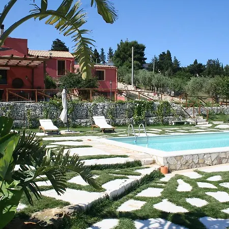 Baglio Degli Ulivi Bed & Breakfast Crocevie