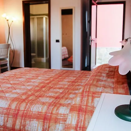 Baglio Degli Ulivi Bed & Breakfast Crocevie