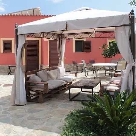 Baglio Degli Ulivi Bed & Breakfast