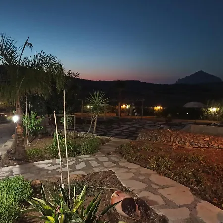 Baglio Degli Ulivi Bed & Breakfast