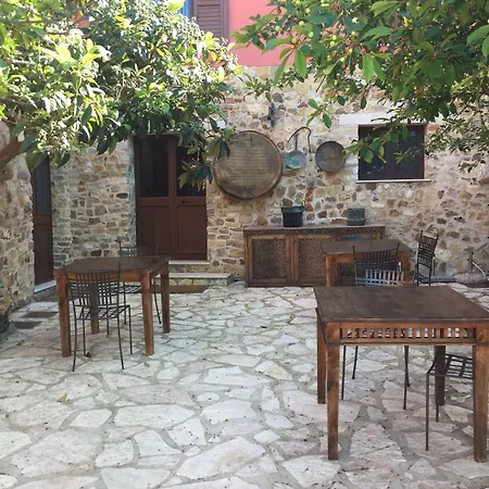 Bed & Breakfast Baglio Degli Ulivi 3*
